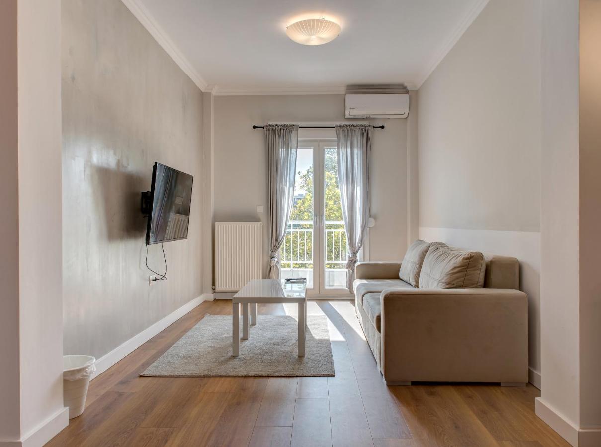 Modern Style Home Near The Train Station Salonic Exterior foto